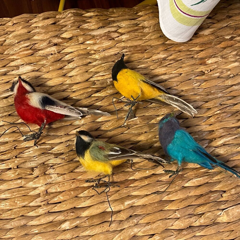 4 Vintage Feather Bird Christmas Tree Ornaments / Floral Picks – Wire Feet - Picture 3 of 7
